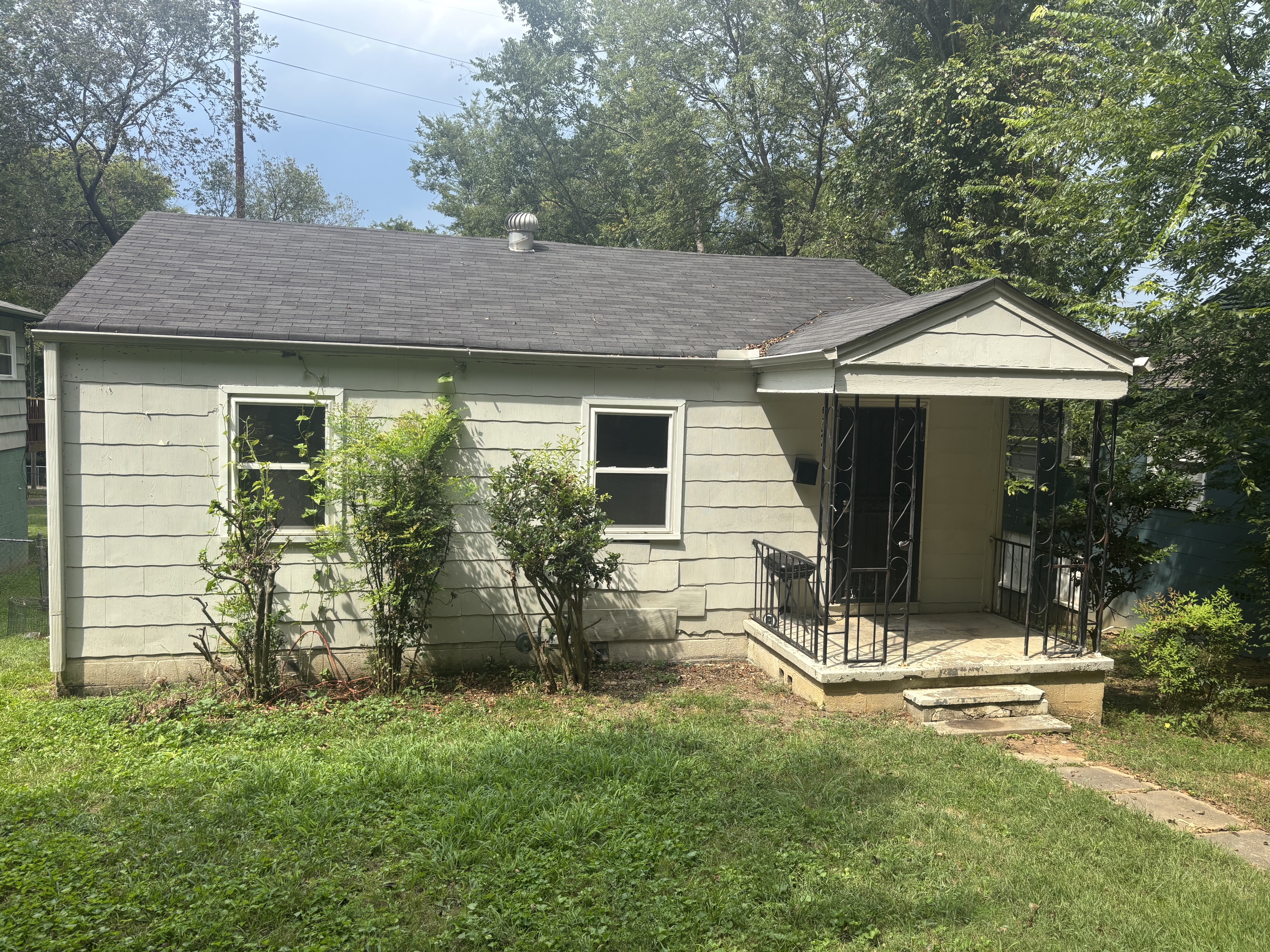 Property main image